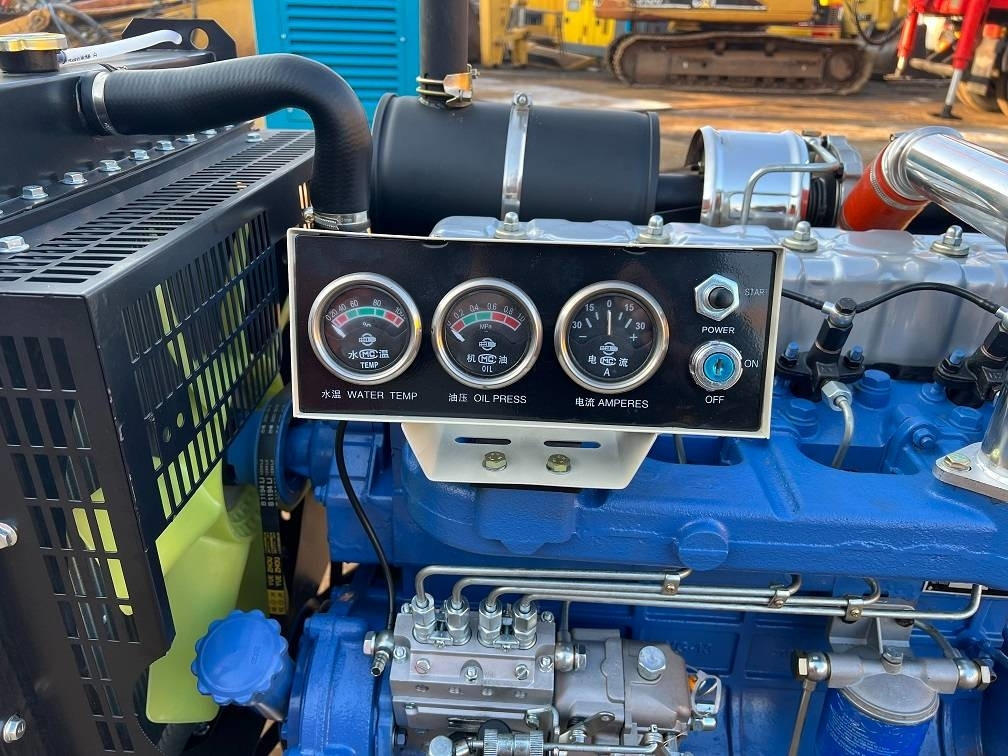 Ricardo 50kva (40kw) generator 3 phase 50hz 400v unused - Elektrický generátor: obrázek 3 Ricardo 50kva (40kw) generator 3 phase 50hz 400v unused - Elektrický generátor: obrázek 3