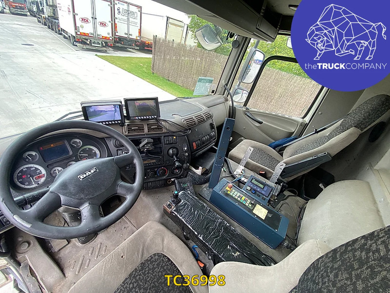 DAF CF 75 310 - Vůz na odvoz odpadků: obrázek 4 DAF CF 75 310 - Vůz na odvoz odpadků: obrázek 4
