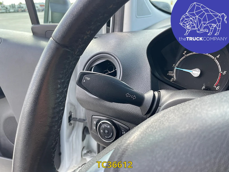 Furgon Ford Transit Courier 1.5 TDCI TREND: obrázek 20