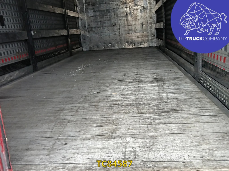 Fruehauf - Plachtový přívěs: obrázek 4 Fruehauf - Plachtový přívěs: obrázek 4