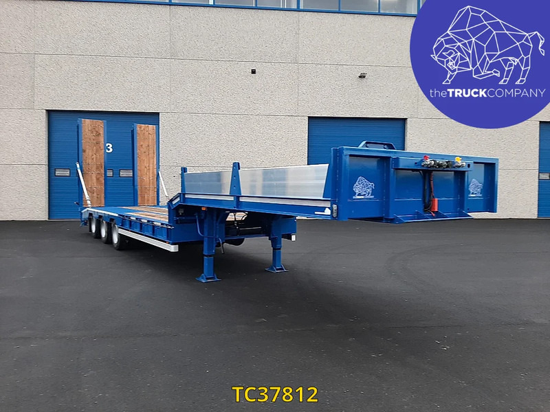 Hoet Trailers - Podvalníkový návěs: obrázek 1 Hoet Trailers - Podvalníkový návěs: obrázek 1