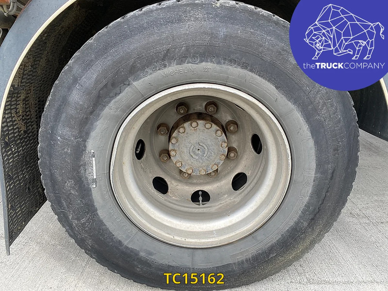 Iveco EuroCargo 160 E25 - Skříňový nákladní auto: obrázek 4 Iveco EuroCargo 160 E25 - Skříňový nákladní auto: obrázek 4