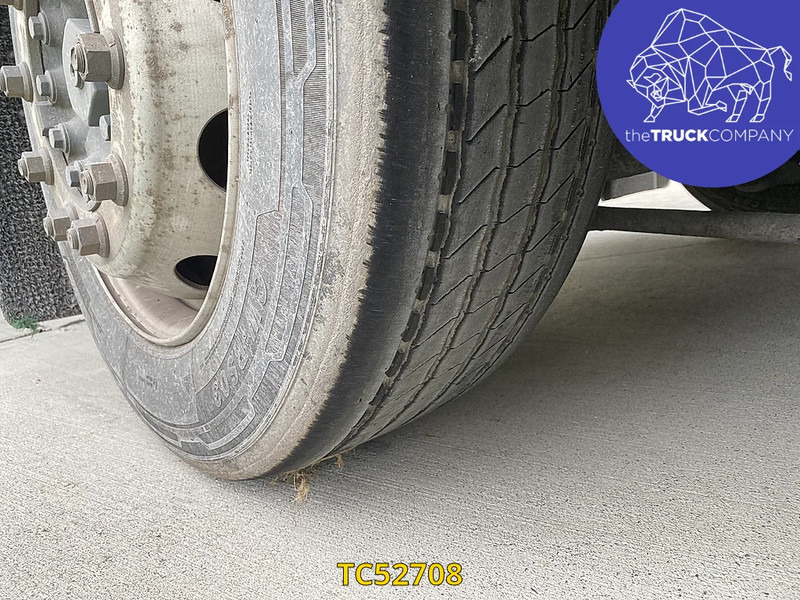 Iveco Stralis - Plachtový nákladní auto: obrázek 3 Iveco Stralis - Plachtový nákladní auto: obrázek 3