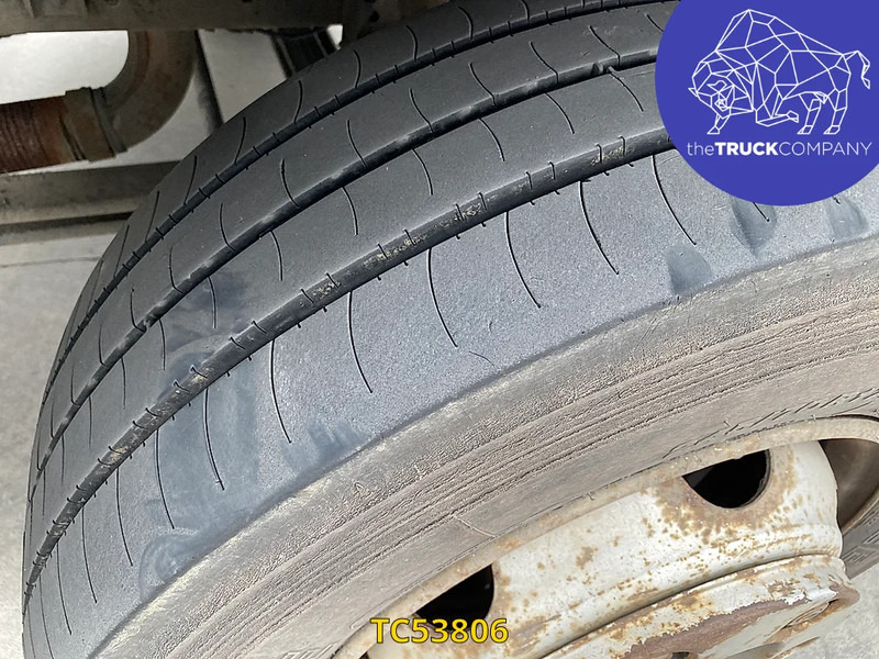 MAN L 2000 12.220 - Cisternové vozidlo: obrázek 3 MAN L 2000 12.220 - Cisternové vozidlo: obrázek 3