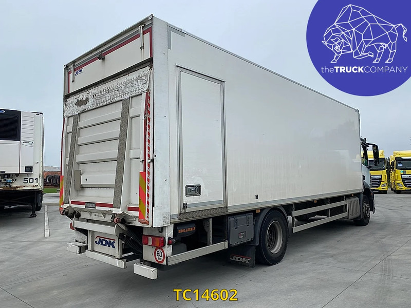 Mercedes-Benz Antos 1827 - Skříňový nákladní auto: obrázek 4 Mercedes-Benz Antos 1827 - Skříňový nákladní auto: obrázek 4