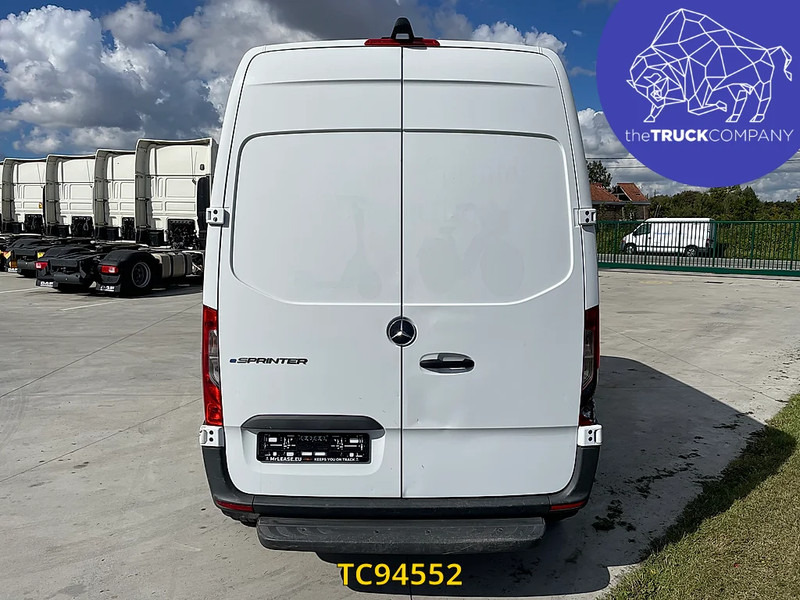 Mercedes-Benz E-Sprinter L2H2 41 kWh - Furgon, Elektrická dodávka: obrázek 4 Mercedes-Benz E-Sprinter L2H2 41 kWh - Furgon, Elektrická dodávka: obrázek 4