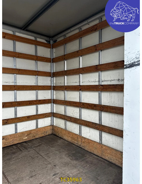 Peugeot Boxer 2.0 HDI BOX + LIFT - Dodávka skřín: obrázek 3 Peugeot Boxer 2.0 HDI BOX + LIFT - Dodávka skřín: obrázek 3