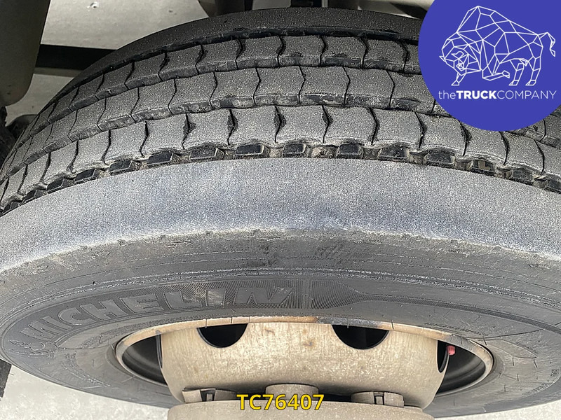 Renault D 210 - Chladírenský nákladní automobil: obrázek 2 Renault D 210 - Chladírenský nákladní automobil: obrázek 2