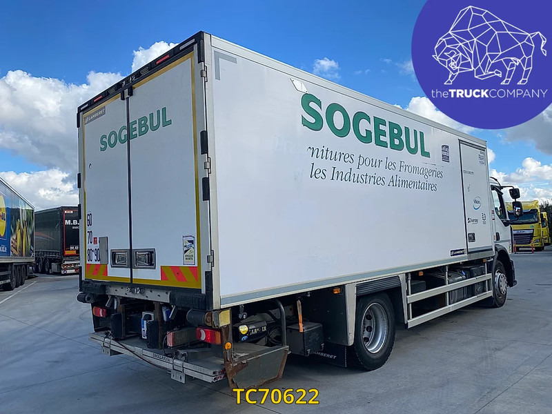 Renault D 320 - Chladírenský nákladní automobil: obrázek 4 Renault D 320 - Chladírenský nákladní automobil: obrázek 4