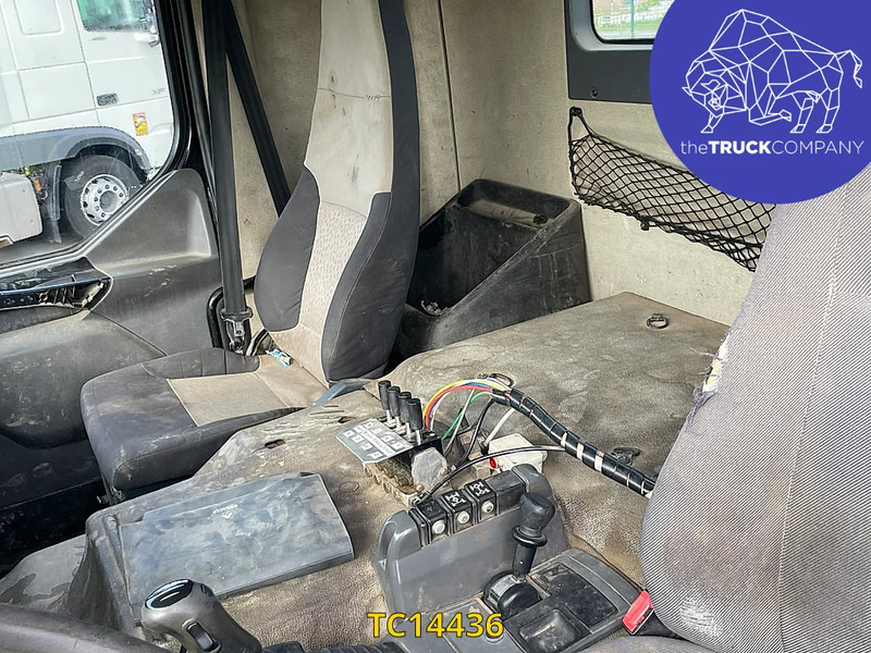 Renault Kerax 370 - Kontejnérový podvozek/ Výměnná nástavba: obrázek 3 Renault Kerax 370 - Kontejnérový podvozek/ Výměnná nástavba: obrázek 3