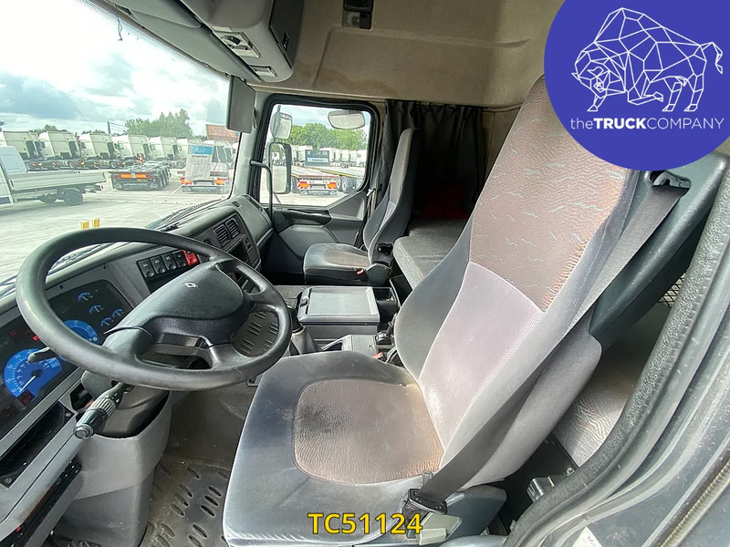 Renault Premium 320 - Skříňový nákladní auto: obrázek 5 Renault Premium 320 - Skříňový nákladní auto: obrázek 5