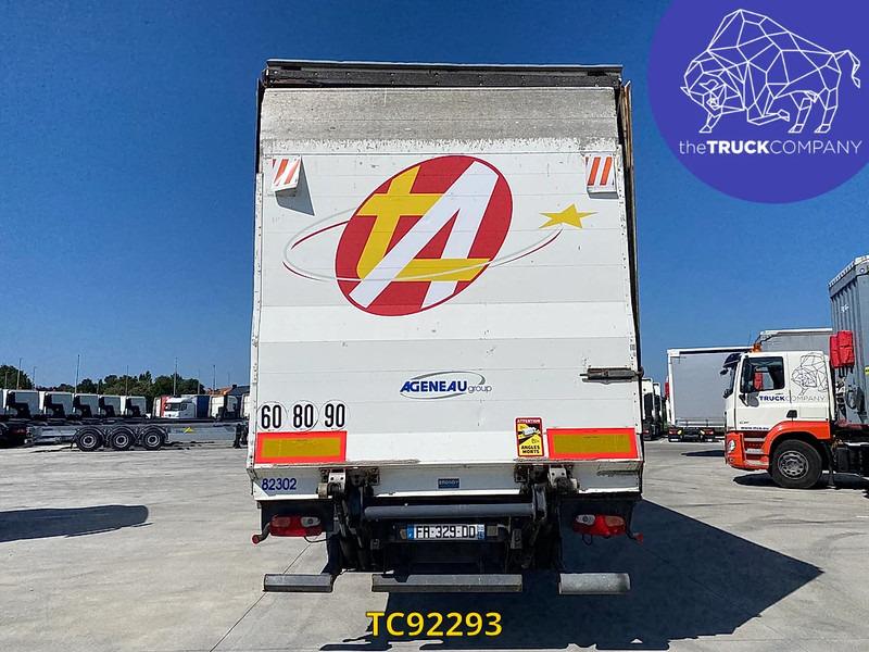 Samro - Plachtový návěs: obrázek 4 Samro - Plachtový návěs: obrázek 4