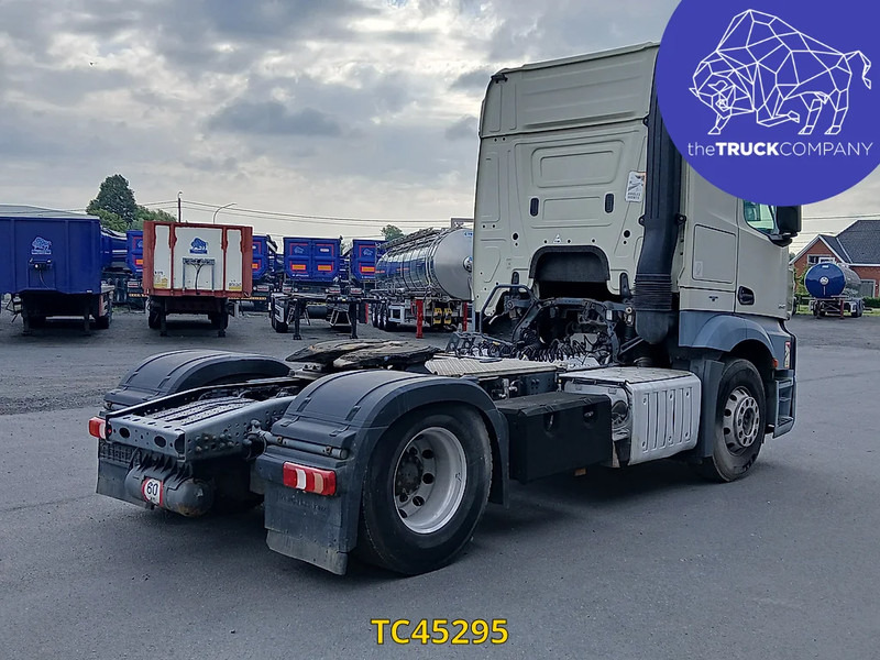 Mercedes-Benz Actros 1843 - Tahač: obrázek 4 Mercedes-Benz Actros 1843 - Tahač: obrázek 4