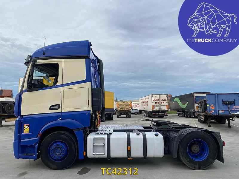 Mercedes-Benz Actros 1845 - Tahač: obrázek 2 Mercedes-Benz Actros 1845 - Tahač: obrázek 2