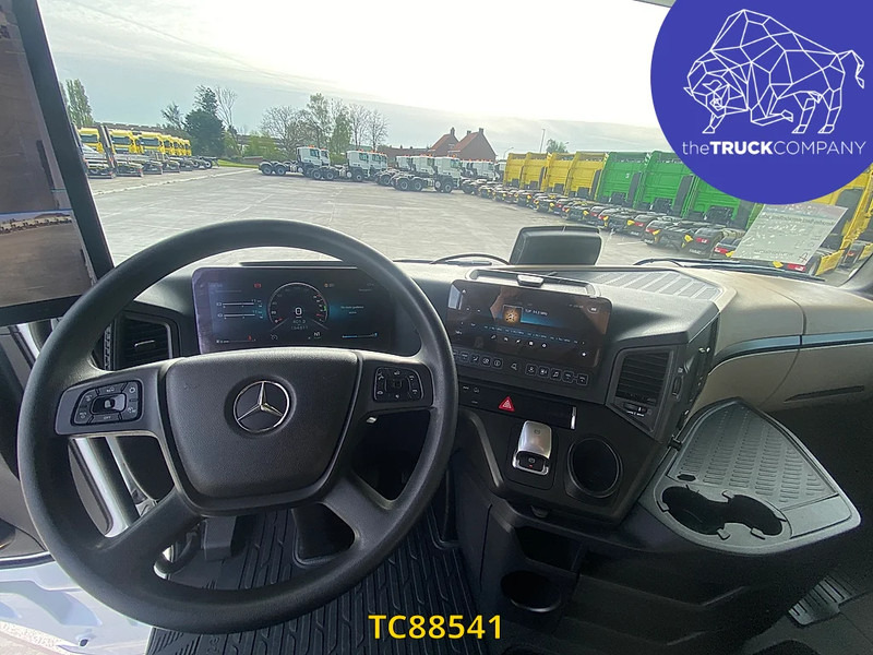 Mercedes-Benz Actros 1845 - Tahač: obrázek 5 Mercedes-Benz Actros 1845 - Tahač: obrázek 5