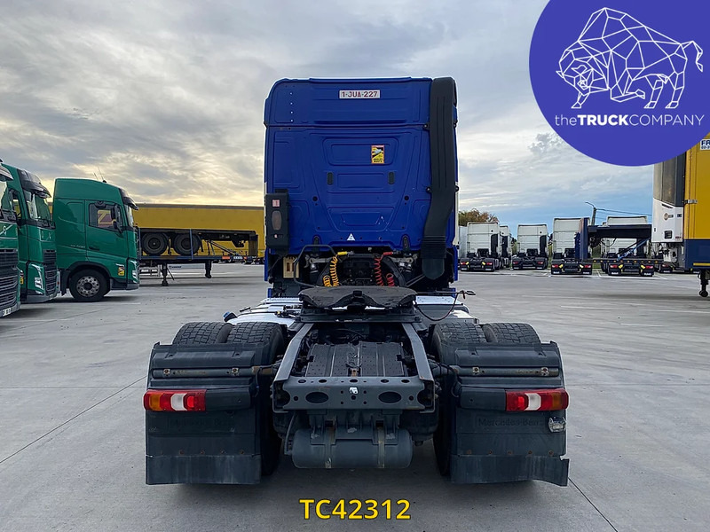 Mercedes-Benz Actros 1845 - Tahač: obrázek 4 Mercedes-Benz Actros 1845 - Tahač: obrázek 4