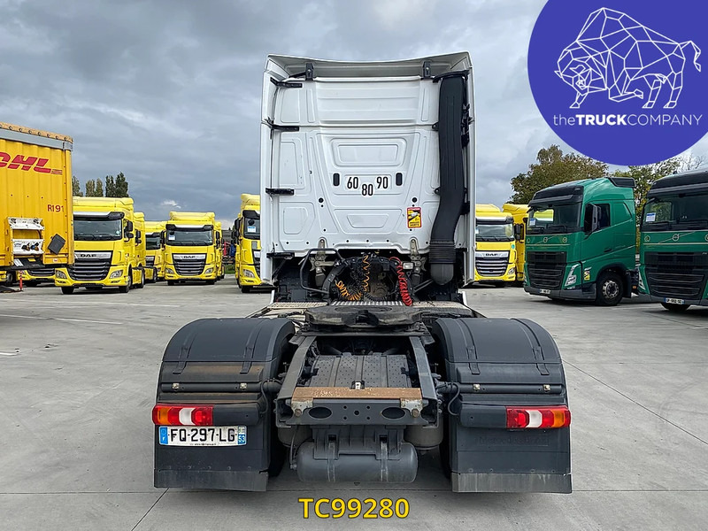 Mercedes-Benz Actros 1845 - Tahač: obrázek 4 Mercedes-Benz Actros 1845 - Tahač: obrázek 4