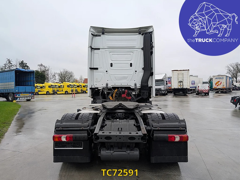 Mercedes-Benz Actros 1845 - Tahač: obrázek 4 Mercedes-Benz Actros 1845 - Tahač: obrázek 4