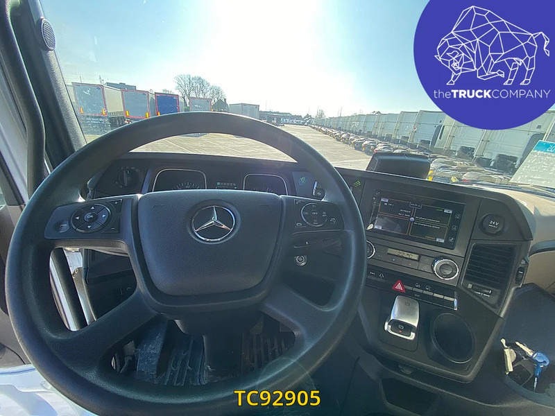 Mercedes-Benz Actros 1851 - Tahač: obrázek 3 Mercedes-Benz Actros 1851 - Tahač: obrázek 3