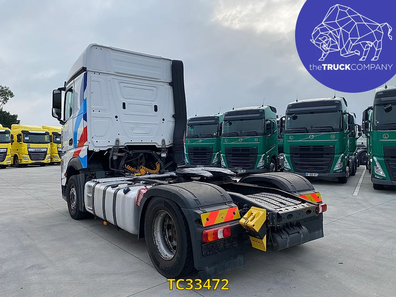 Mercedes-Benz Actros 1945 - Tahač: obrázek 3 Mercedes-Benz Actros 1945 - Tahač: obrázek 3