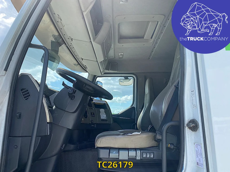 Renault Premium 460 DXI - Tahač: obrázek 5 Renault Premium 460 DXI - Tahač: obrázek 5