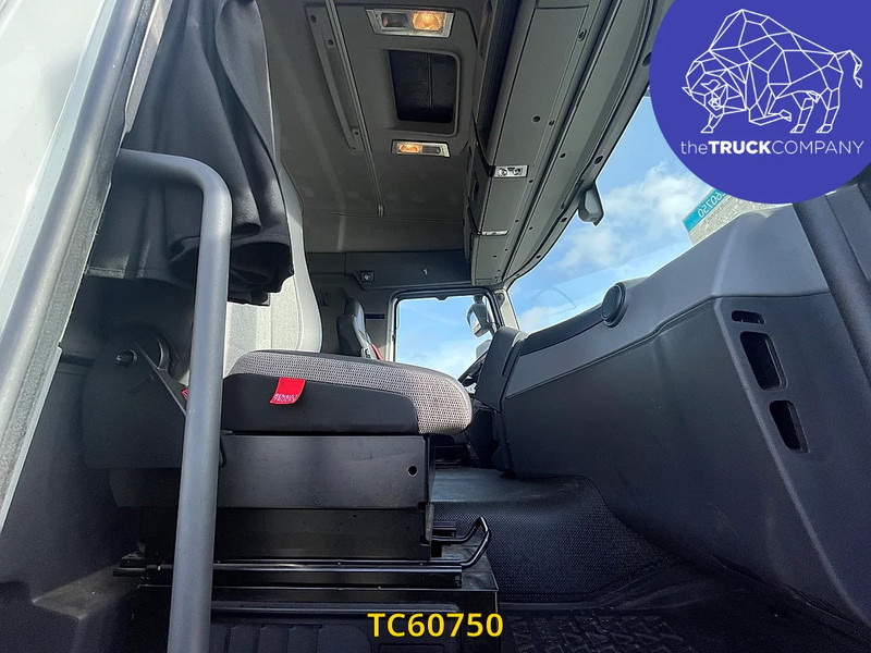 Renault T 430 - Tahač: obrázek 4 Renault T 430 - Tahač: obrázek 4