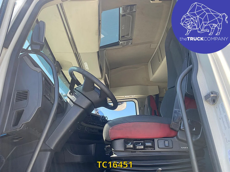 Volvo FH 460 - Tahač: obrázek 5 Volvo FH 460 - Tahač: obrázek 5