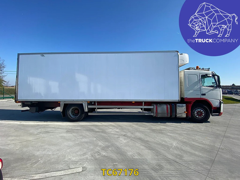 Volvo FM 330 - Chladírenský nákladní automobil: obrázek 2 Volvo FM 330 - Chladírenský nákladní automobil: obrázek 2
