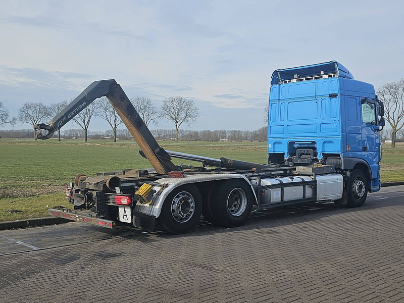 DAF XF 460 6X2 INTARDER - Hákový nosič kontejnerů: obrázek 3 DAF XF 460 6X2 INTARDER - Hákový nosič kontejnerů: obrázek 3