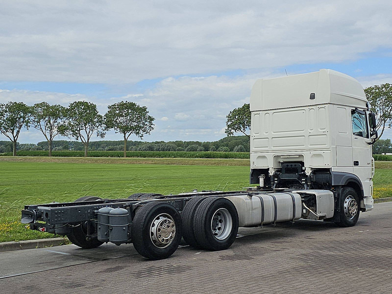 DAF XF 480 SSC 6X2 FAR INTARDER - Podvozek s kabinou: obrázek 3 DAF XF 480 SSC 6X2 FAR INTARDER - Podvozek s kabinou: obrázek 3