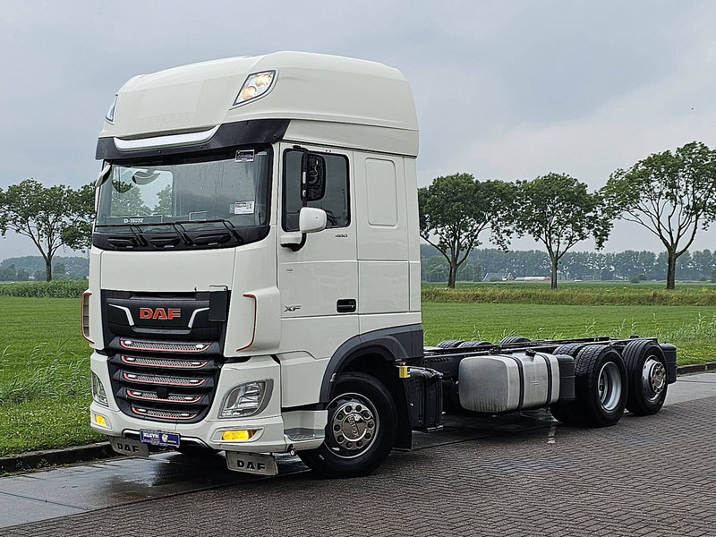 DAF XF 480 SSC 6X2 FAR INTARDER - Podvozek s kabinou: obrázek 2 DAF XF 480 SSC 6X2 FAR INTARDER - Podvozek s kabinou: obrázek 2