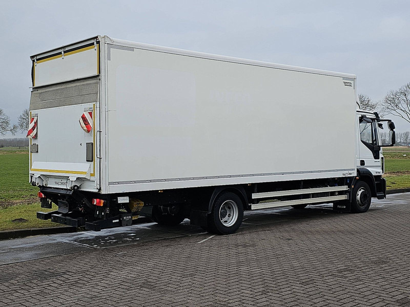 Iveco 120E25 EUROCARGO AIRCO 3 SEATS 102TKM - Skříňový nákladní auto: obrázek 3 Iveco 120E25 EUROCARGO AIRCO 3 SEATS 102TKM - Skříňový nákladní auto: obrázek 3