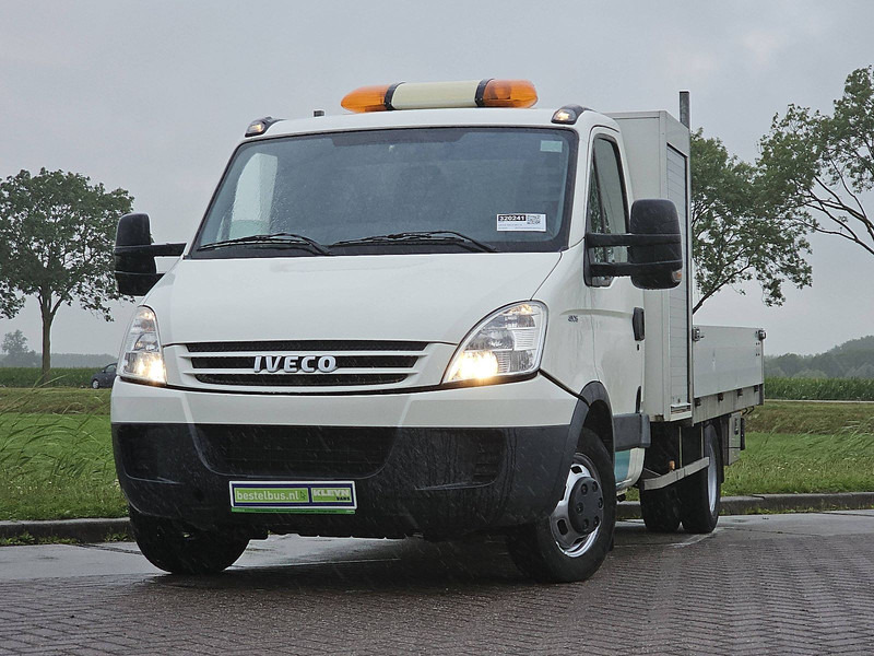 Iveco Daily 40C15 XL FASSI laadkraan - Dodávka valník: obrázek 1 Iveco Daily 40C15 XL FASSI laadkraan - Dodávka valník: obrázek 1