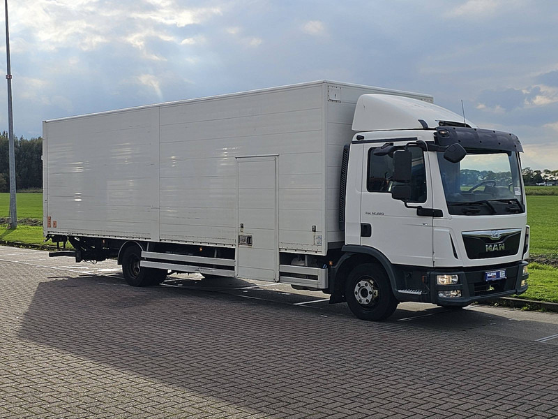 MAN 12.220 TGL SIDE DOOR LIFT AIRCO - Skříňový nákladní auto: obrázek 5 MAN 12.220 TGL SIDE DOOR LIFT AIRCO - Skříňový nákladní auto: obrázek 5
