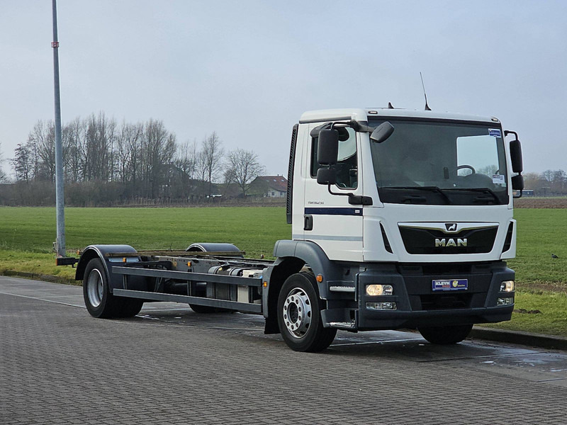 MAN 18.290 TGM 19T WB 578 AIRCO - Podvozek s kabinou: obrázek 5 MAN 18.290 TGM 19T WB 578 AIRCO - Podvozek s kabinou: obrázek 5