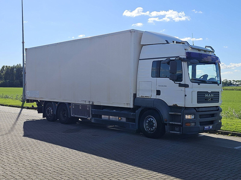 MAN 26.440 TGA LX 6X2 SIDE DOORS - Skříňový nákladní auto: obrázek 5 MAN 26.440 TGA LX 6X2 SIDE DOORS - Skříňový nákladní auto: obrázek 5