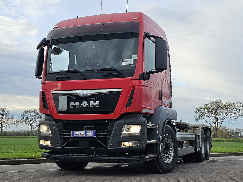 MAN 26.440 TGS - Hákový nosič kontejnerů: obrázek 1 MAN 26.440 TGS - Hákový nosič kontejnerů: obrázek 1