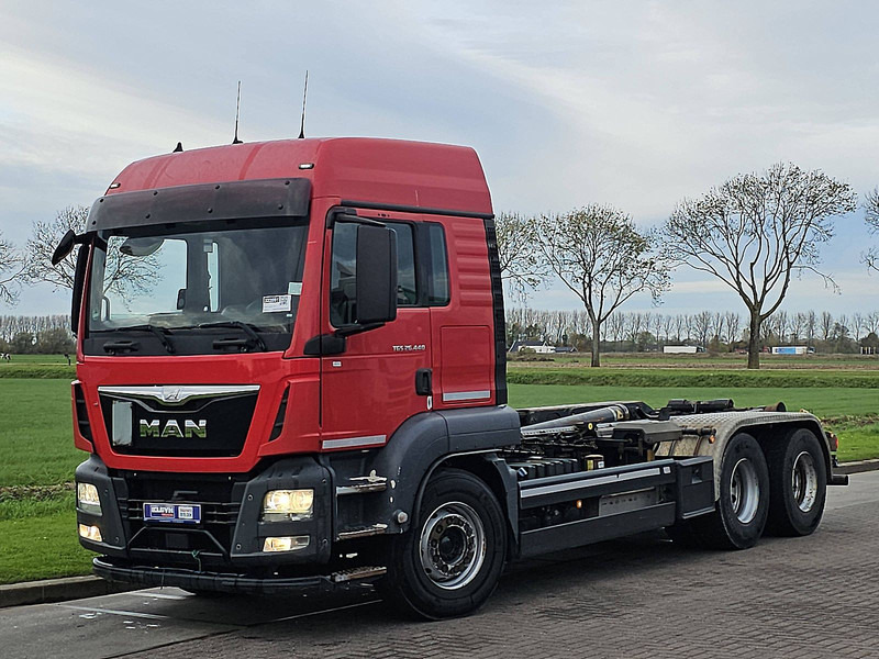 MAN 26.440 TGS - Hákový nosič kontejnerů: obrázek 2 MAN 26.440 TGS - Hákový nosič kontejnerů: obrázek 2