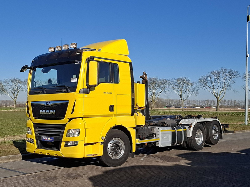 MAN 26.460 TGX 6x2-4 SIDE LOADER - Hákový nosič kontejnerů: obrázek 2 MAN 26.460 TGX 6x2-4 SIDE LOADER - Hákový nosič kontejnerů: obrázek 2