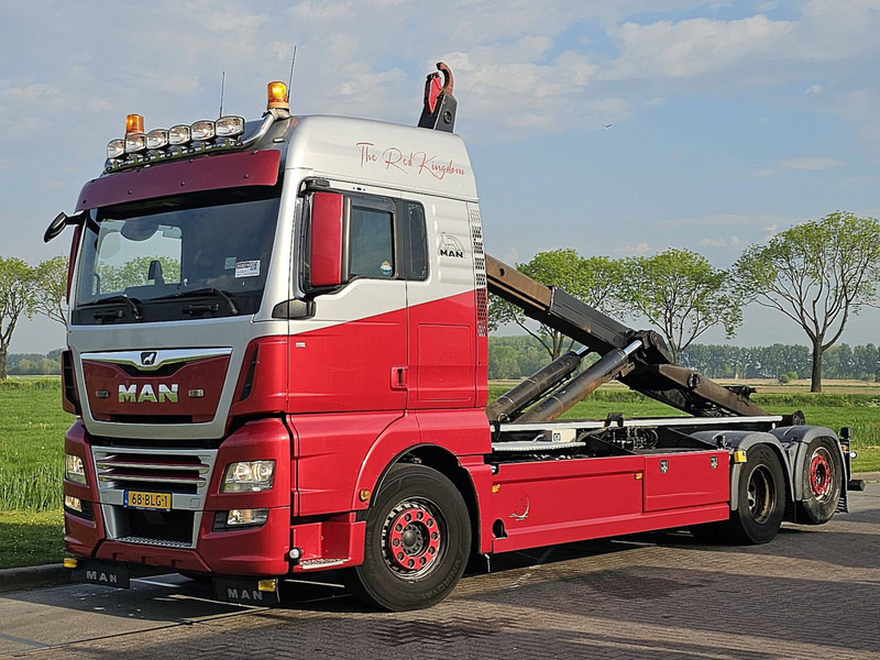 MAN 26.500 TGX 6X2 VDL 25 TON - Hákový nosič kontejnerů: obrázek 2 MAN 26.500 TGX 6X2 VDL 25 TON - Hákový nosič kontejnerů: obrázek 2