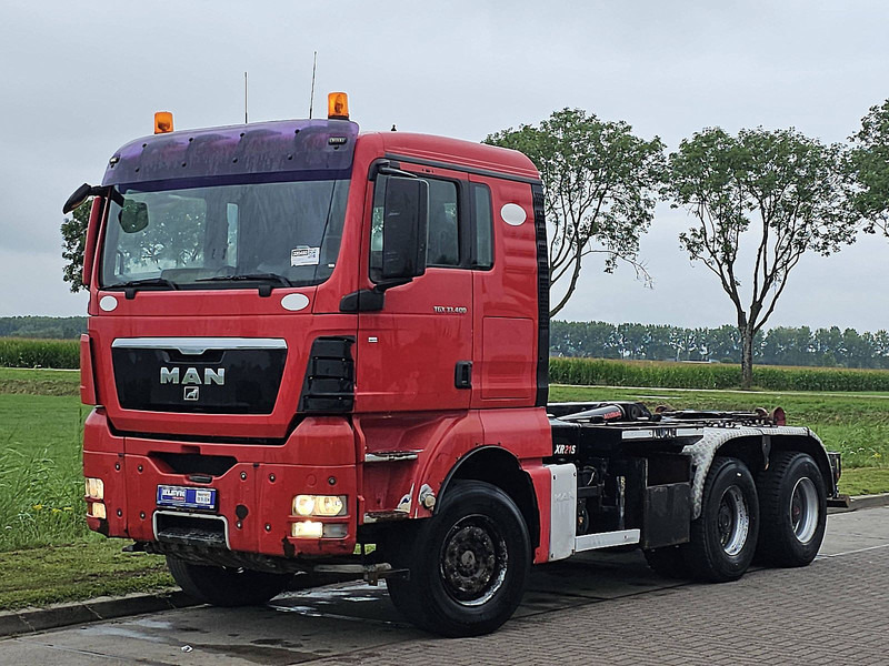 MAN 33.400 TGS 6X4 - Hákový nosič kontejnerů: obrázek 2 MAN 33.400 TGS 6X4 - Hákový nosič kontejnerů: obrázek 2