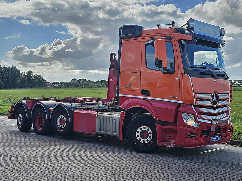 Mercedes-Benz ACTROS 3251 8X2 HIAB HOOKLIFT - Hákový nosič kontejnerů: obrázek 5 Mercedes-Benz ACTROS 3251 8X2 HIAB HOOKLIFT - Hákový nosič kontejnerů: obrázek 5
