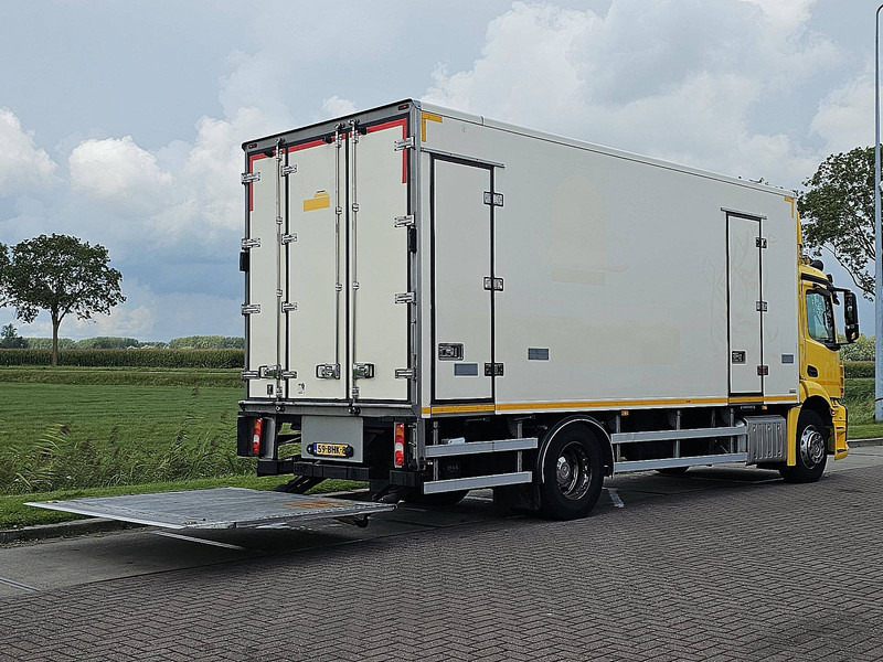 Mercedes-Benz ANTOS 1824 CARRIER MULTI TEMP - Chladírenský nákladní automobil: obrázek 3 Mercedes-Benz ANTOS 1824 CARRIER MULTI TEMP - Chladírenský nákladní automobil: obrázek 3