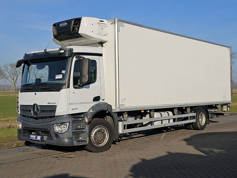 Mercedes-Benz ANTOS 1830 L CARRIER LIFT DOORS - Chladírenský nákladní automobil: obrázek 2 Mercedes-Benz ANTOS 1830 L CARRIER LIFT DOORS - Chladírenský nákladní automobil: obrázek 2