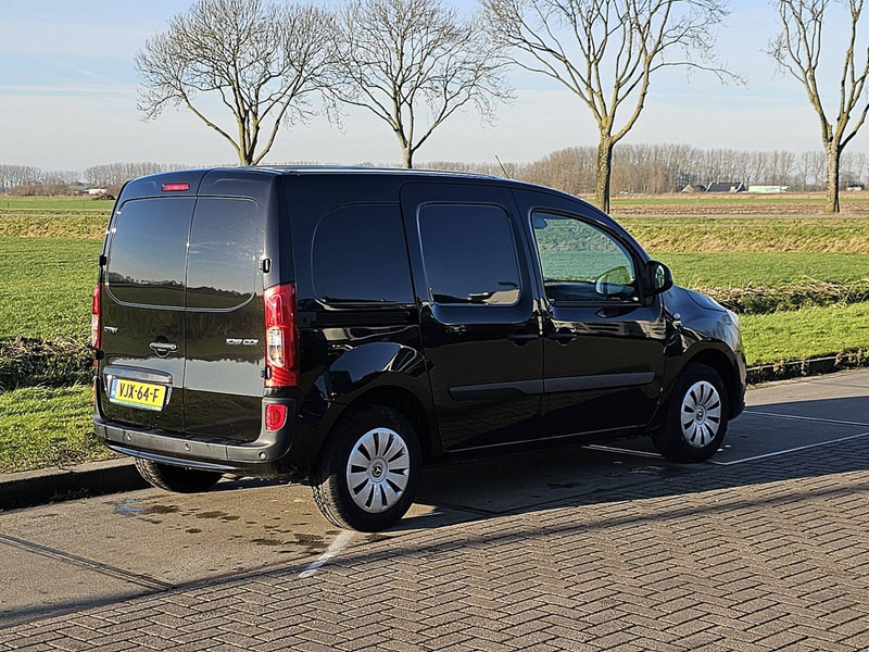 Mercedes-Benz Citan 109 CDI AC EURO6 - Dodávka skřín: obrázek 3 Mercedes-Benz Citan 109 CDI AC EURO6 - Dodávka skřín: obrázek 3