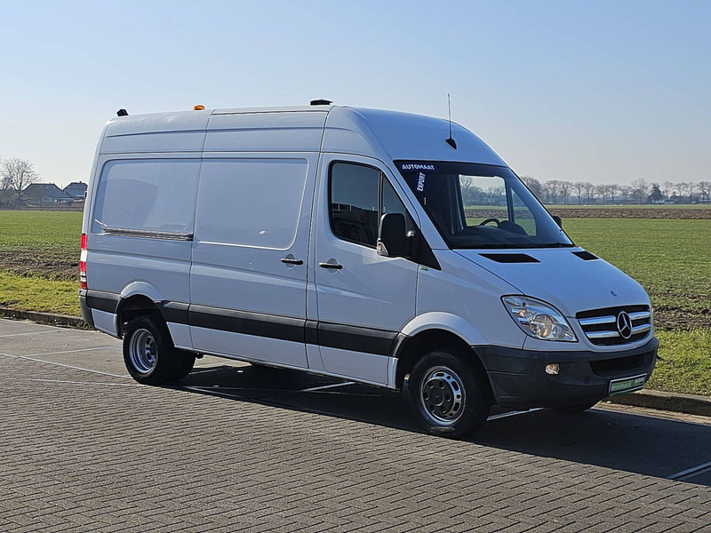 Mercedes-Benz Sprinter 519 V6 3.0 LTR AC AUT - Furgon: obrázek 5 Mercedes-Benz Sprinter 519 V6 3.0 LTR AC AUT - Furgon: obrázek 5