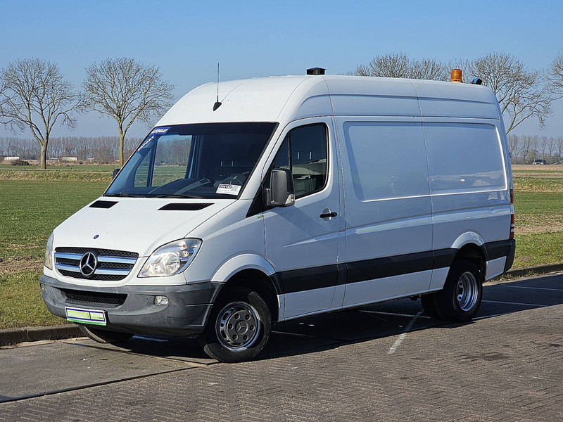 Mercedes-Benz Sprinter 519 V6 3.0 LTR AC AUT - Furgon: obrázek 2 Mercedes-Benz Sprinter 519 V6 3.0 LTR AC AUT - Furgon: obrázek 2