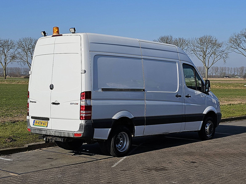 Mercedes-Benz Sprinter 519 V6 3.0 LTR AC AUT - Furgon: obrázek 3 Mercedes-Benz Sprinter 519 V6 3.0 LTR AC AUT - Furgon: obrázek 3