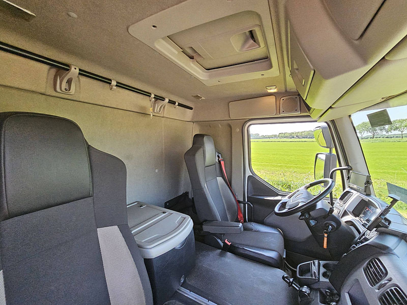 Skříňový nákladní auto Renault D 240 11.9T AIRCO TAILLIFT: obrázek 13