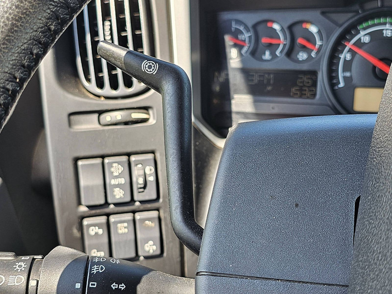 Skříňový nákladní auto Renault D 240 11.9T AIRCO TAILLIFT: obrázek 10
